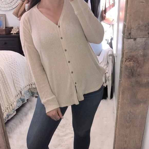 Hippie Rose size large tan thermal long sleeve top - Picture 1 of 4